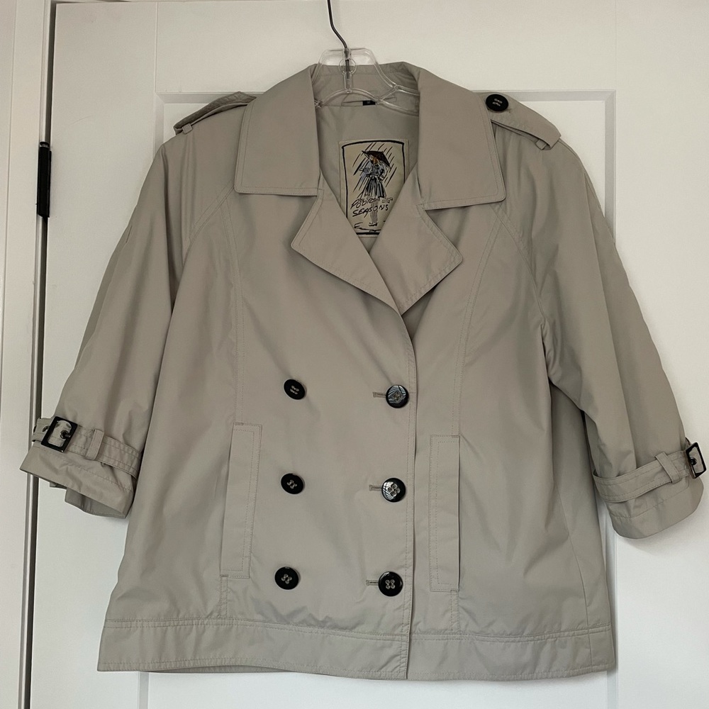 Four Seasons cropped jacket